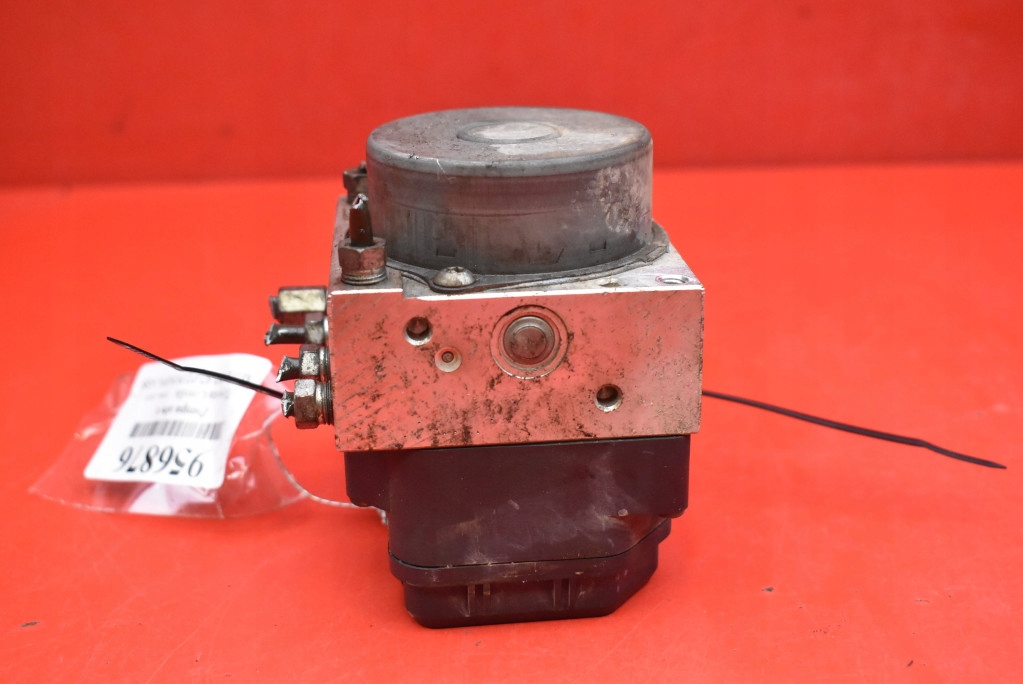 Pompa ABS 4451012390 TOYOTA COROLLA E14 1.6 VVTi 124 KM 06-10