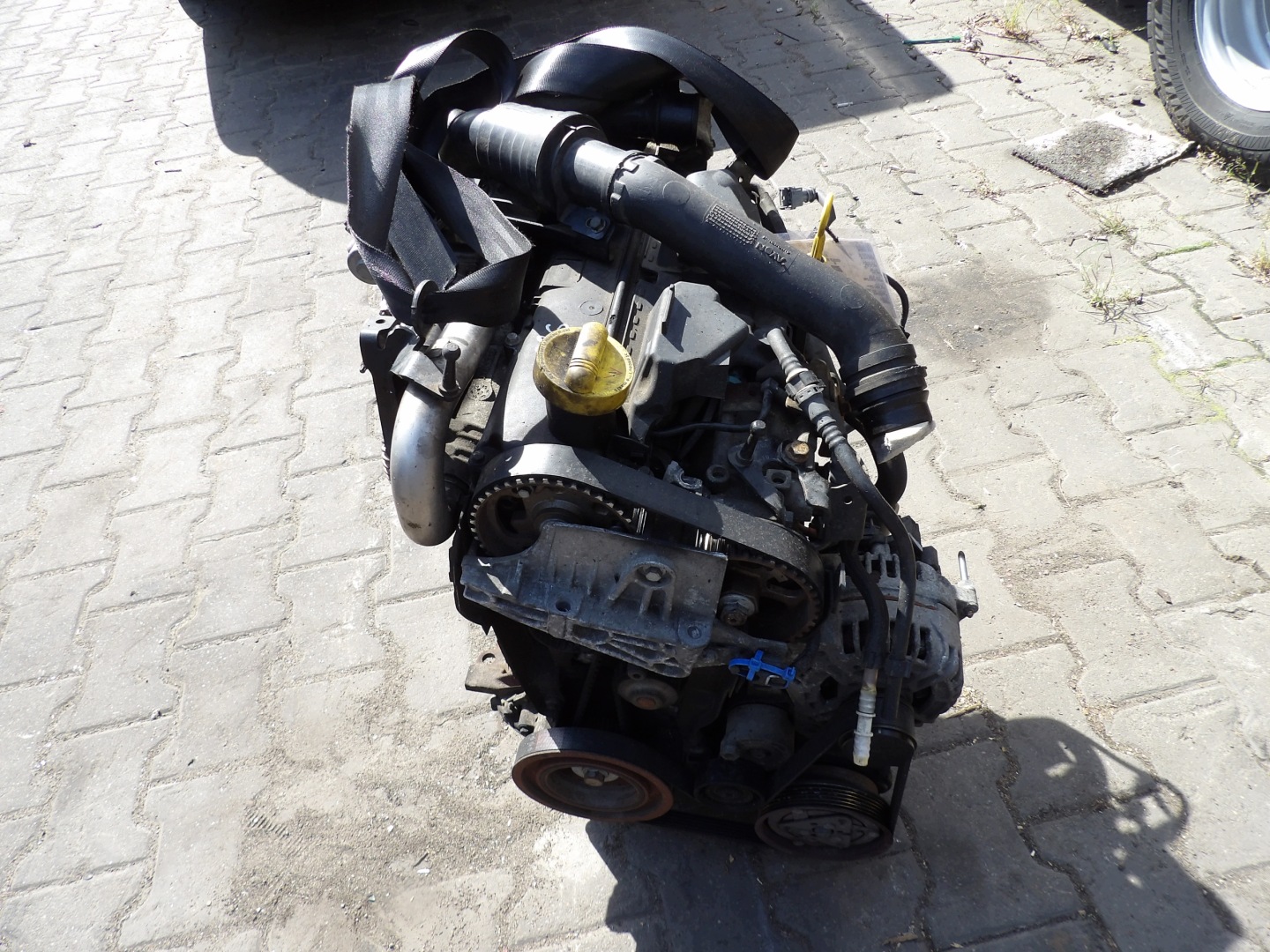 Renault Clio III 1,5 dci - 86 km engine complete K9KT766