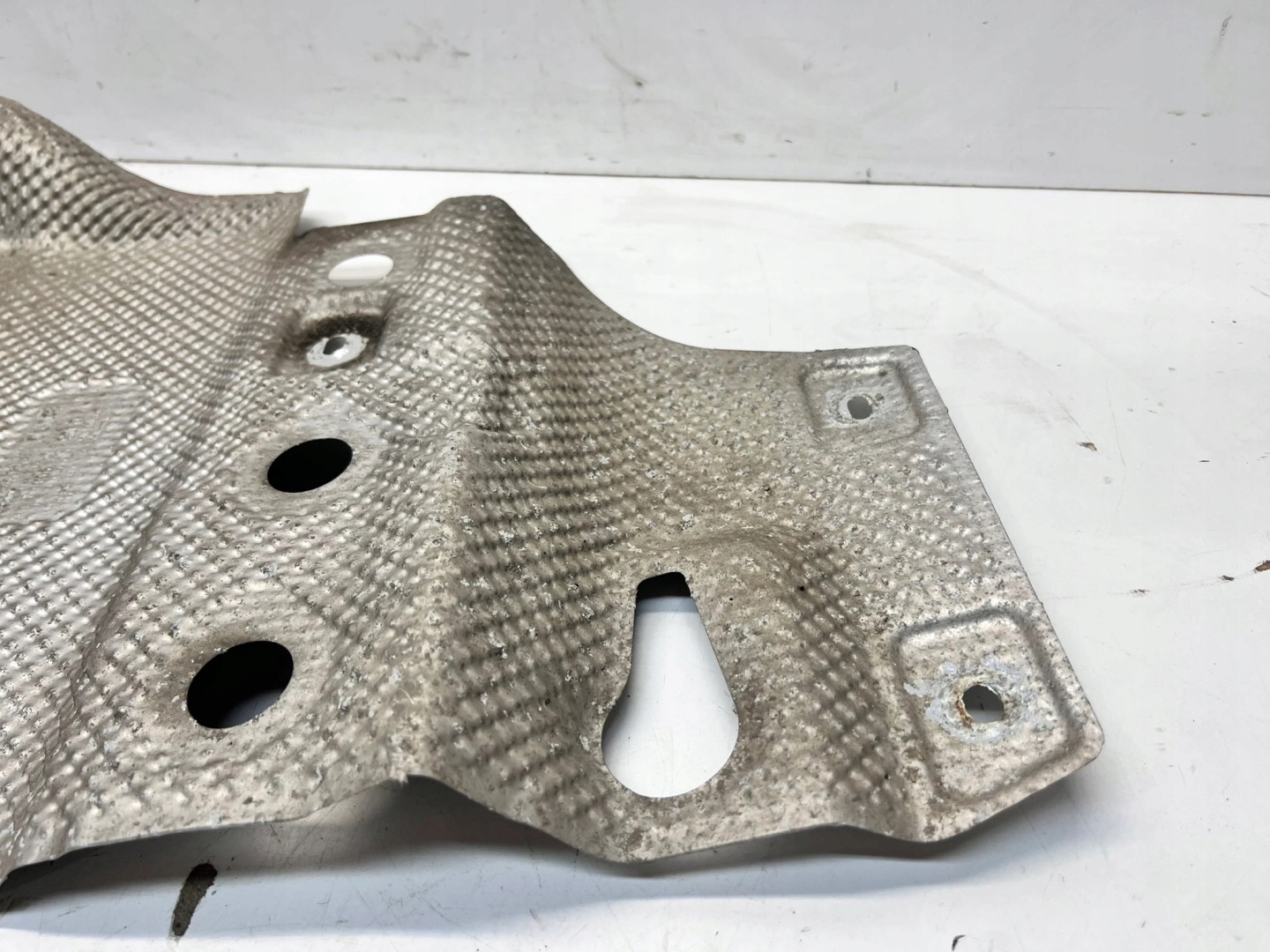 kryt TERMICZNA výfuku AUDI Q5 8R 8R0804171B