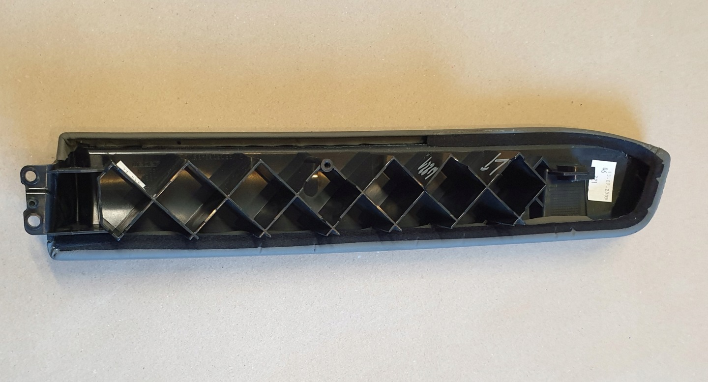 armrest leather left rear part MERCEDES S W221 LONG OE