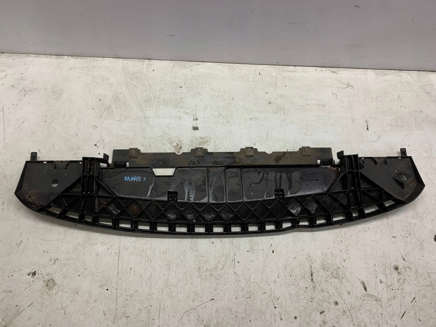 blende abdeckung abdeckung unter stoßstange untere 8200501560 RENAULT KANGOO II (2007-2013)