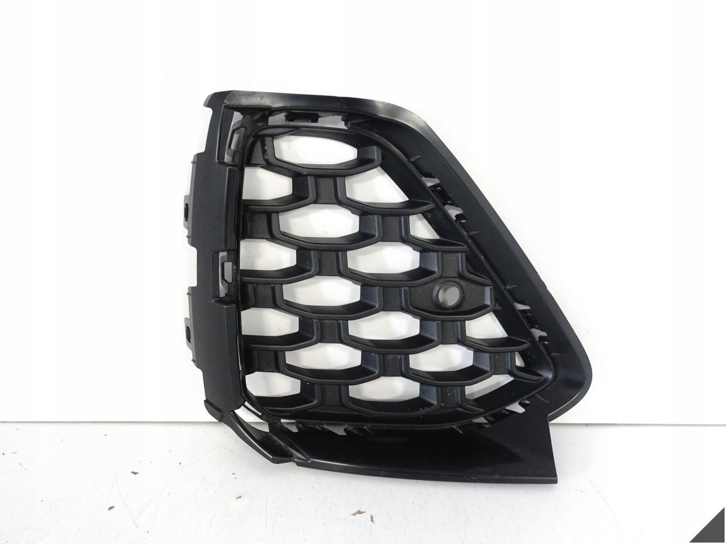 AUDI Q8 S-LINE SQ8 4M8 LIFT 24- grid grille W bumper front right (PDC)