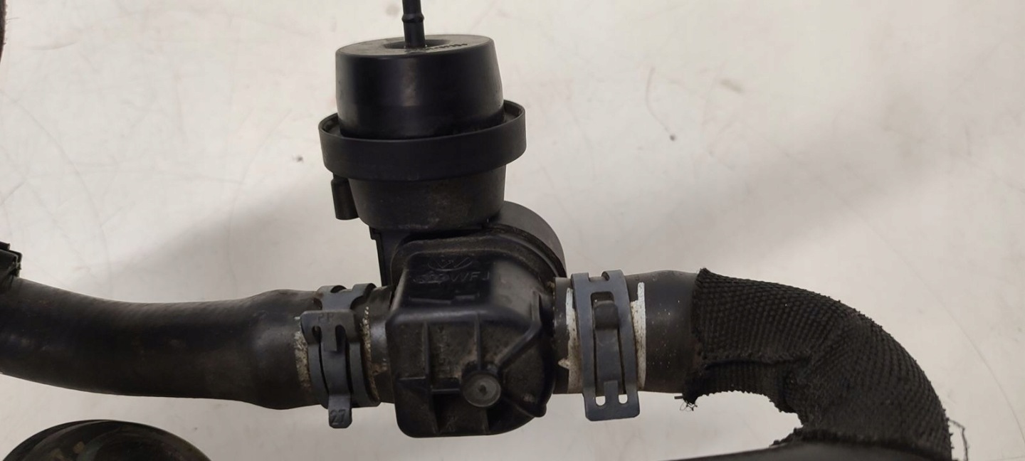 Sensor des Wassers Audi A4 B8 1,8 TFSI