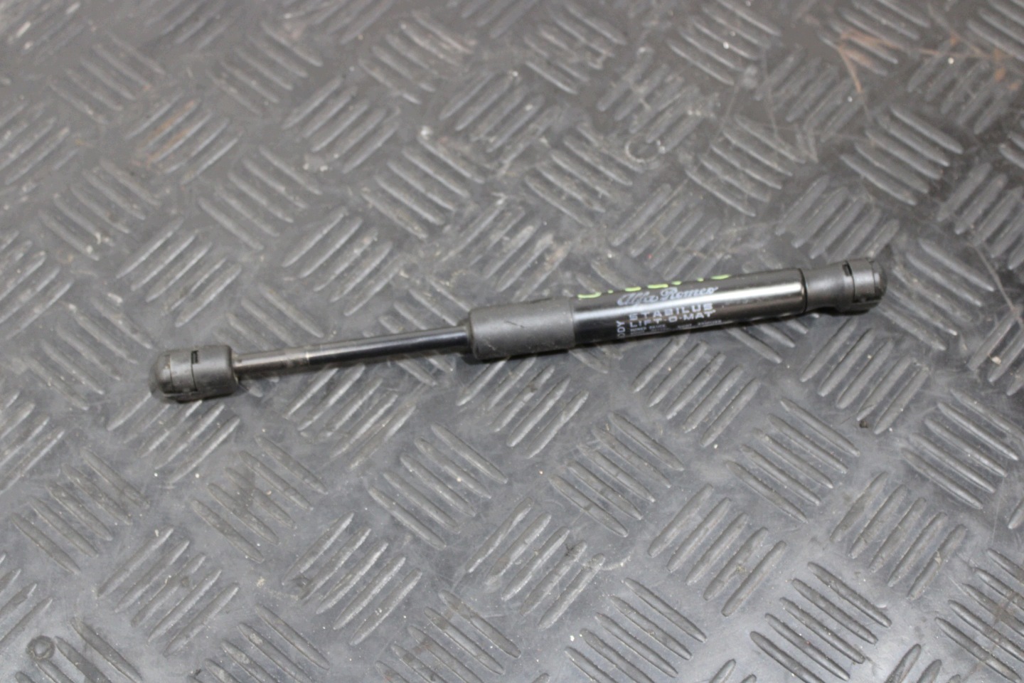 damper telescope bonnets 00505354500 ALFA ROMEO STELVIO