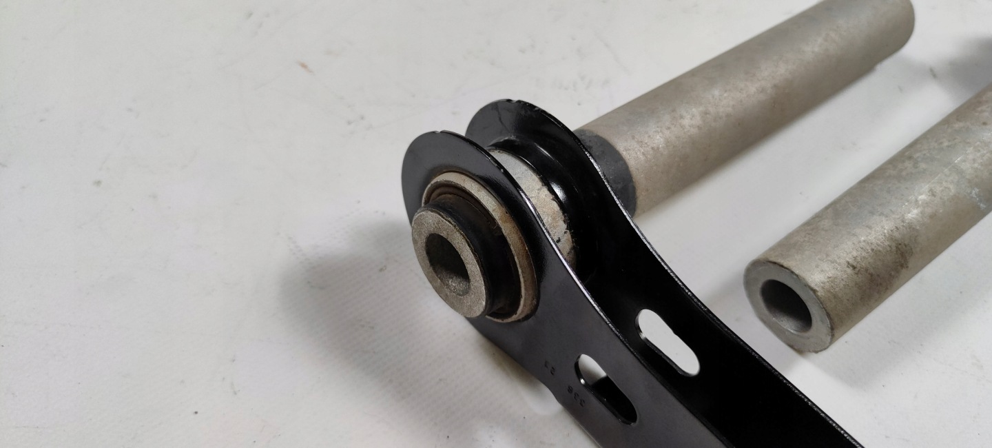 arm rear part rear right left Ford Explorer 2020