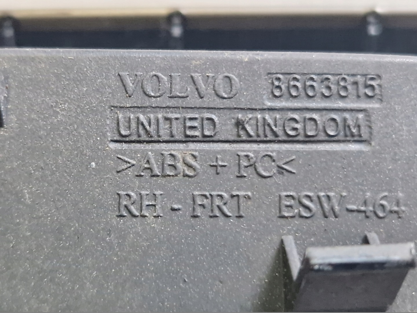 VOLVO V50 S40 handle WEWETRZNA door right front 8663815