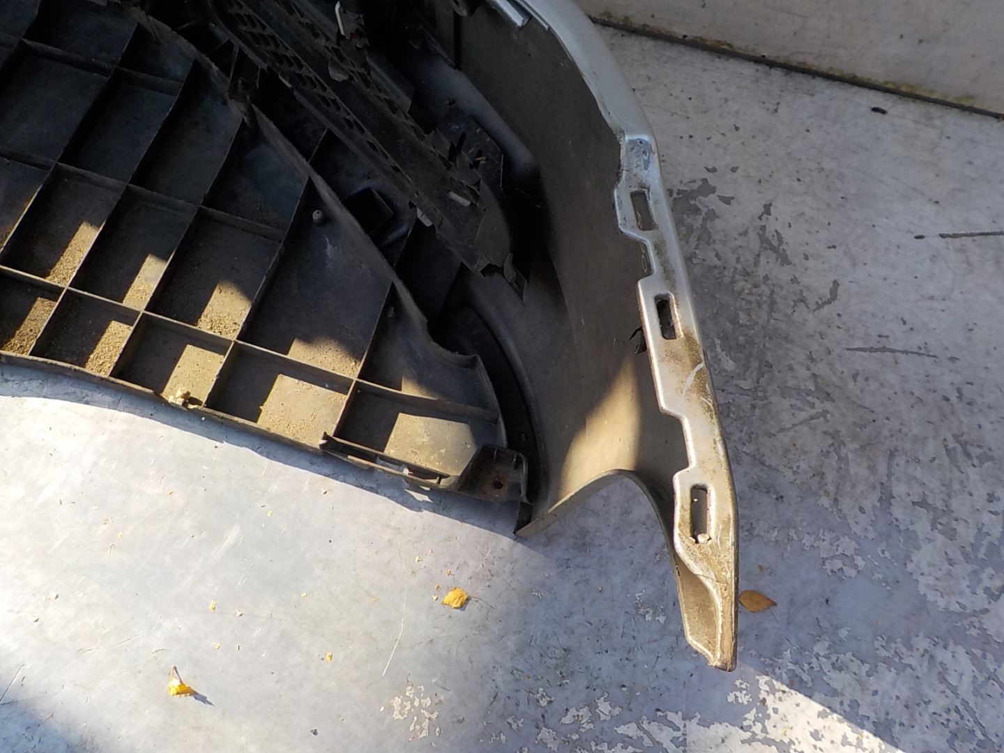 683 JAGUAR XF X250 bumper front front