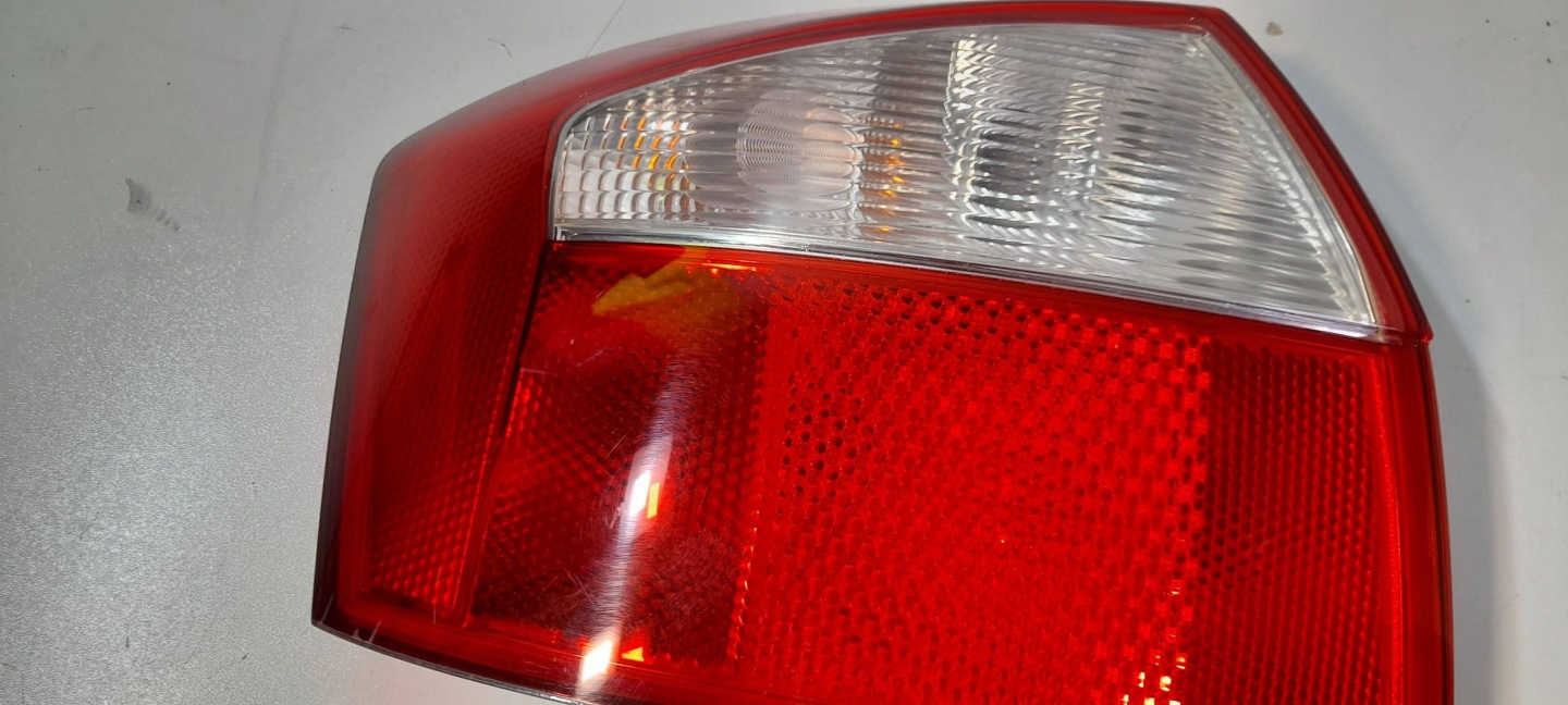 Audi A4 S4 B6 8E 8H light rear left 8E0945095 (R397)