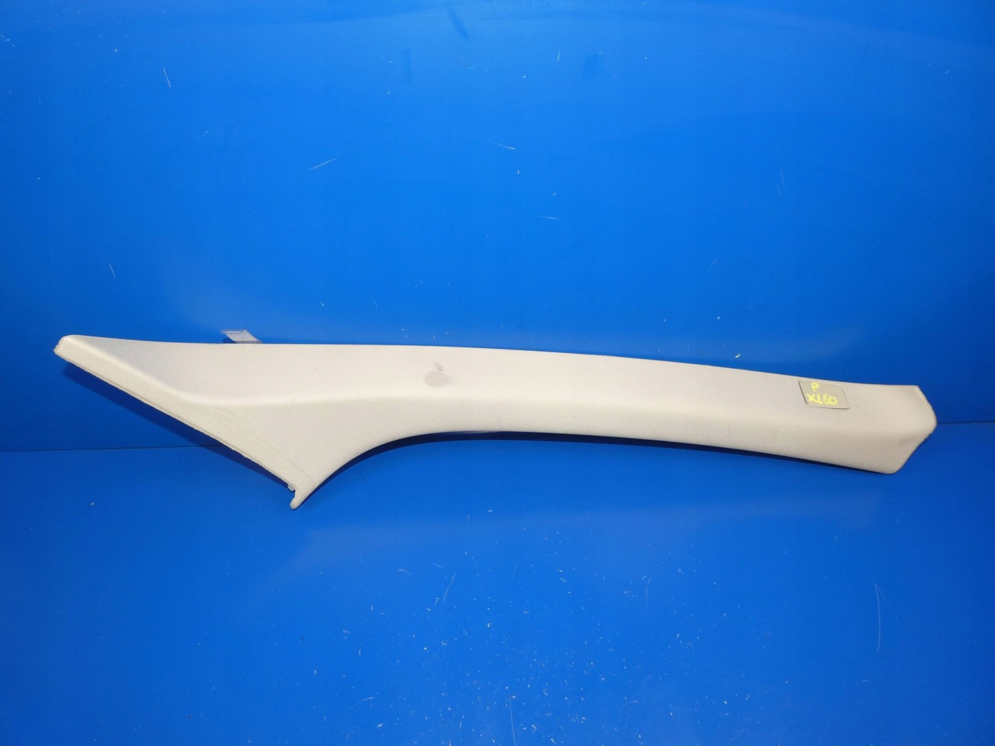 VOLVO XC60 and cover side SLUPKA A right front