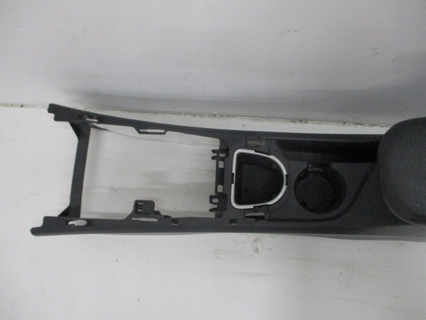 armrest tunel central HYUNDAI IONIQ