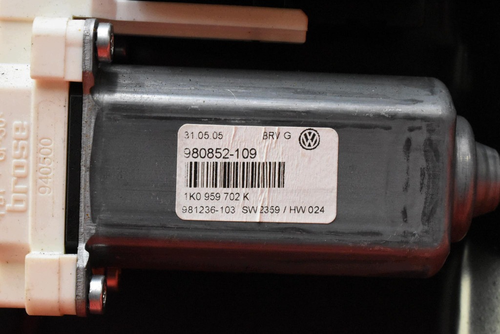 window regulator right front EU 3C1837756L VW PASSAT B6 sedan 05-10