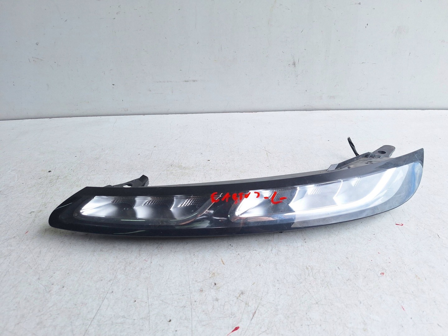 CITROEN C4 CACTUS 14-17 light left LED DRL