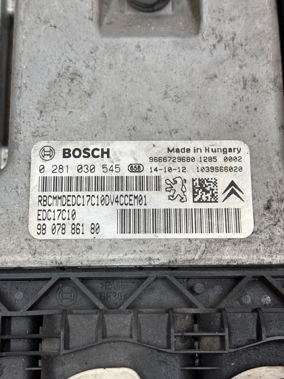 centralina motore computer PEUGEOT 208 e 1.4 HDI 0281030545