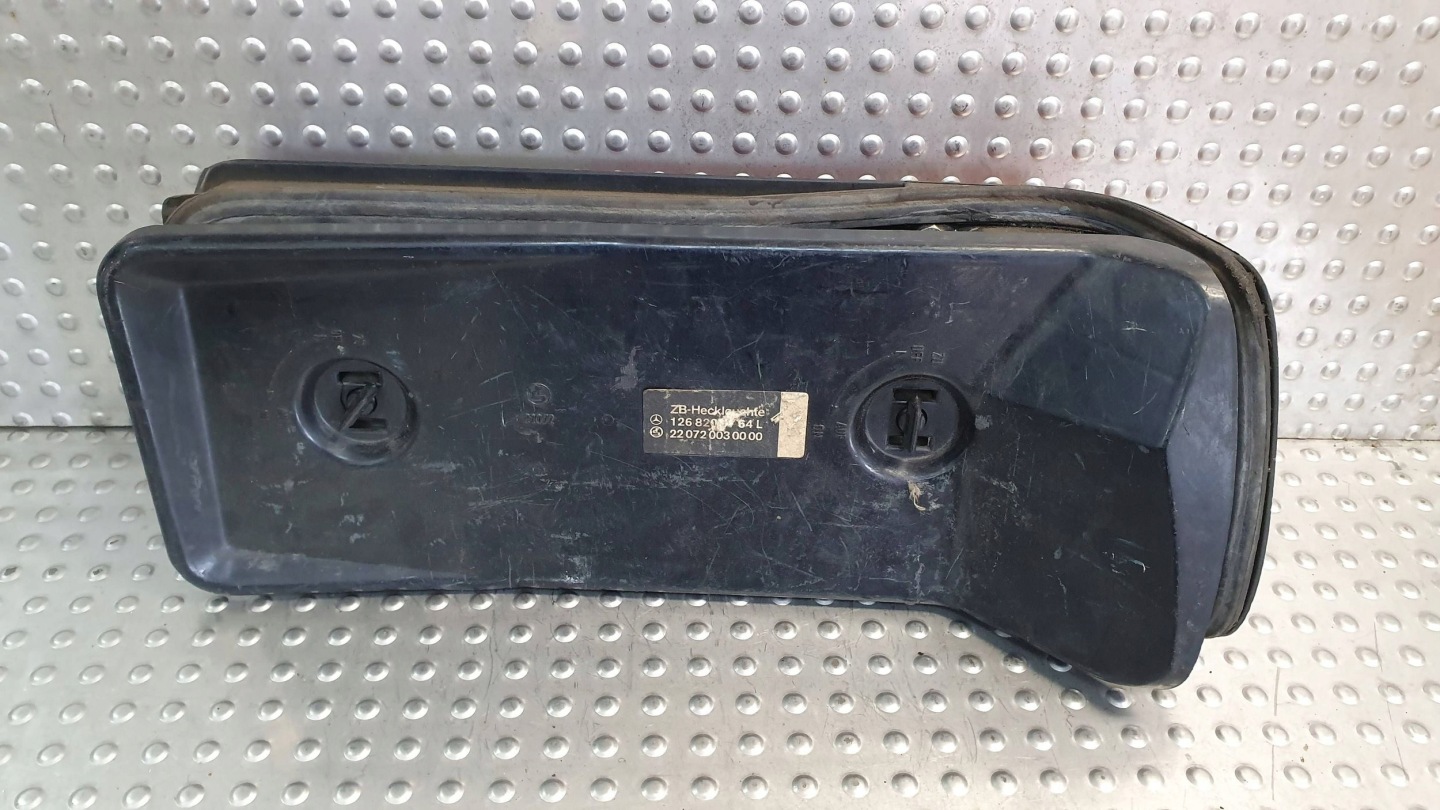 light rear part left 126820 MERCEDES S-KLASA W126 79