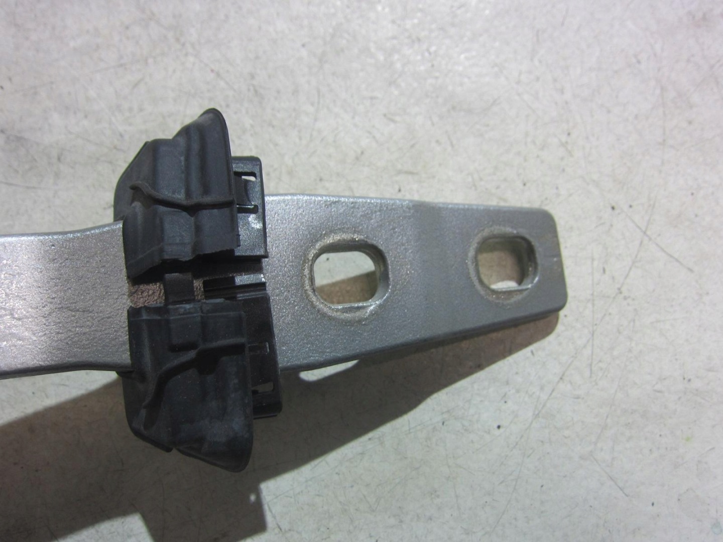 BMW X3 F25 2.8 N20 hinge bonnet boot 7463366