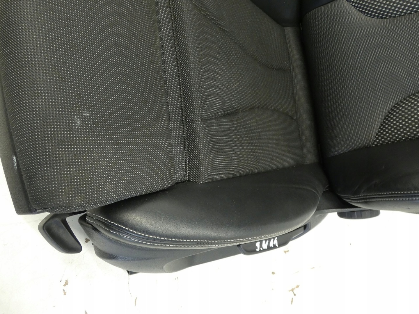 seat left front front driver´s AUDI A3 8V 5D 5-door S-LINE
