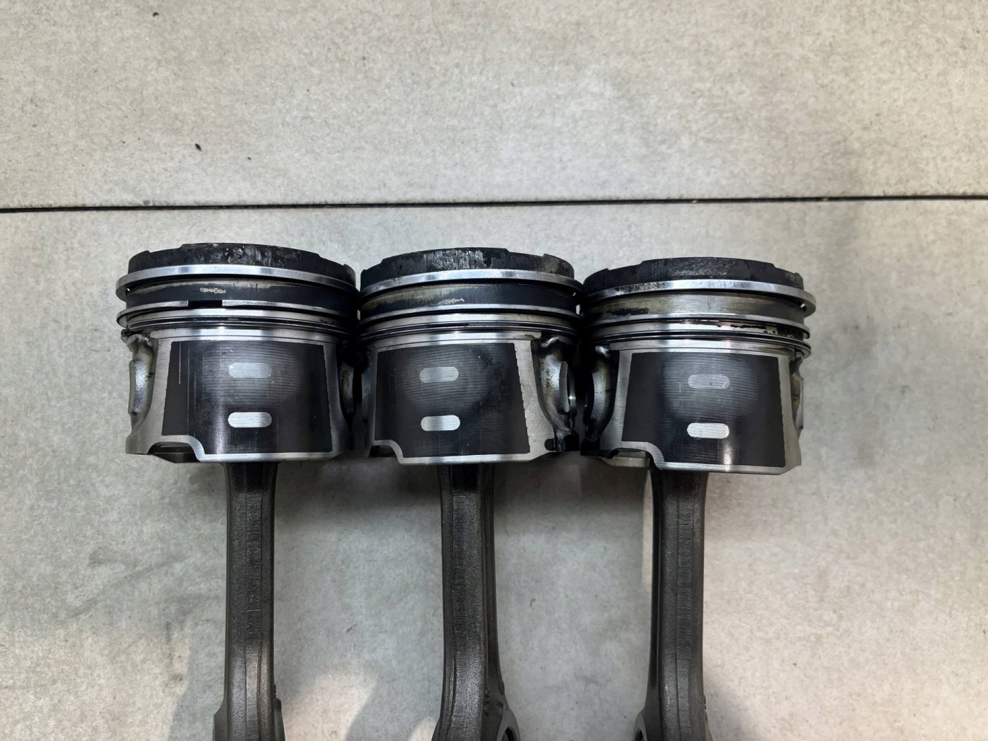 piston connecting rod PEUGEOT EXPERT II 1.6 HDI 75l93