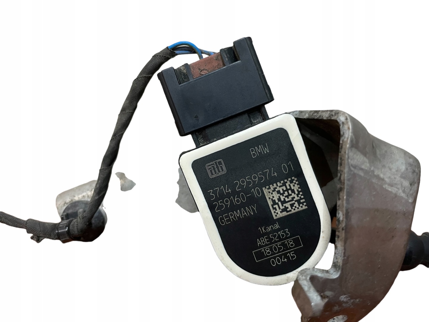 Sensor POZIOMOWANIA lichte heck + Versteifung BMW 8 G16