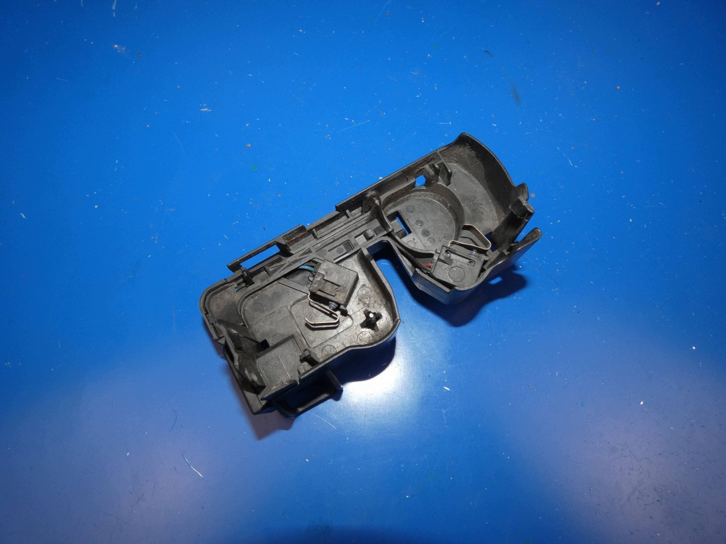 MERCEDES CLA W117 A W176 B W246 bonnet latch lock sensor