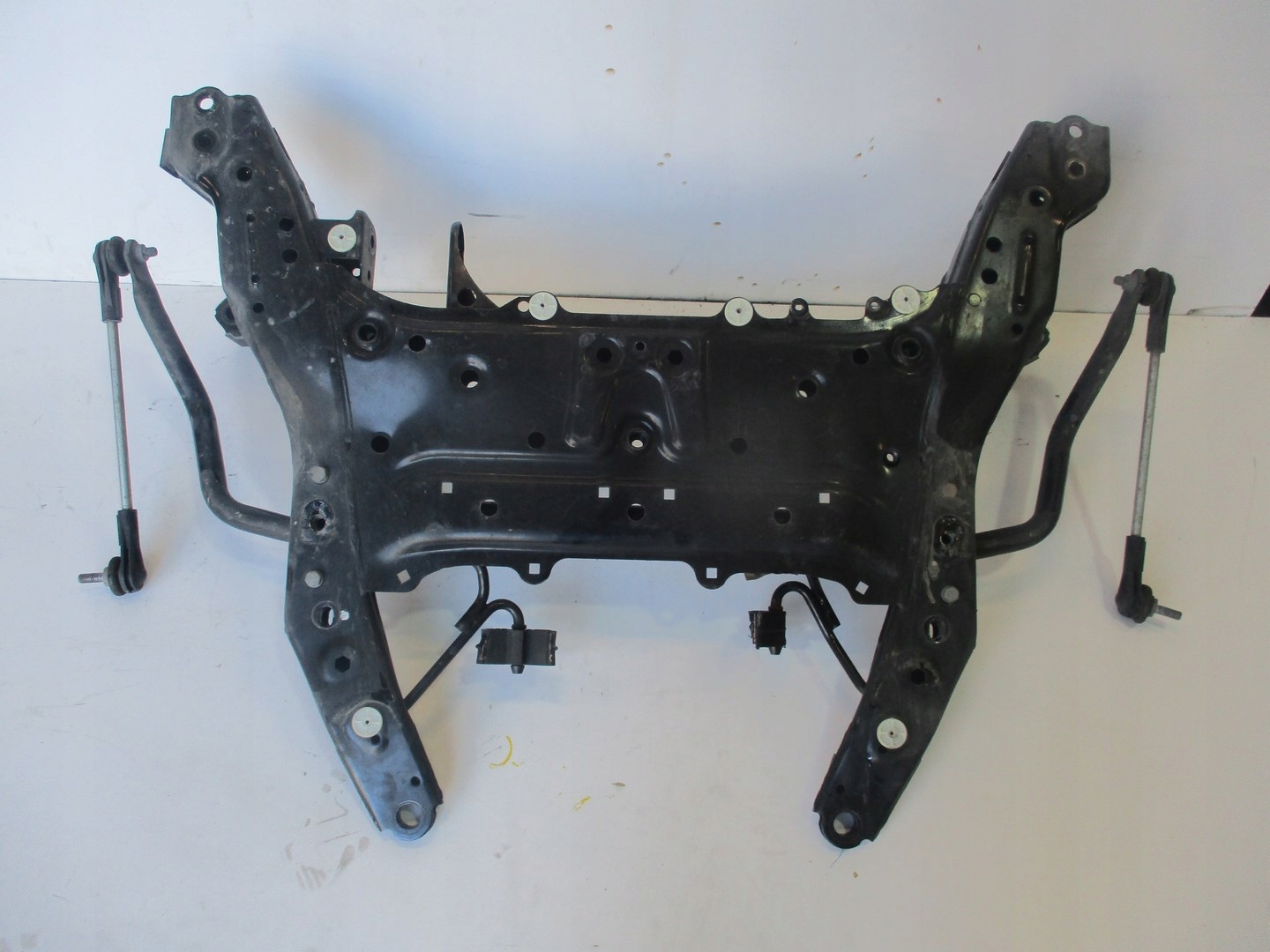 axle beam subframe axle beam BMW X2 F39