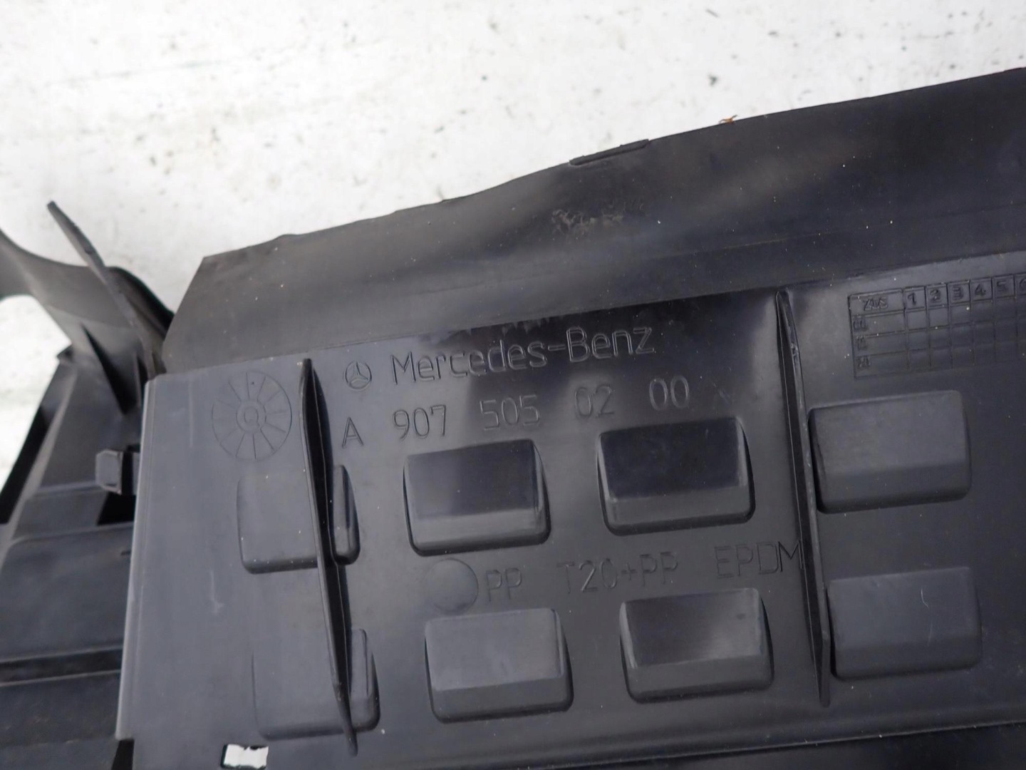 MERCEDES SPRINTER III 3 W907 18-> intake air