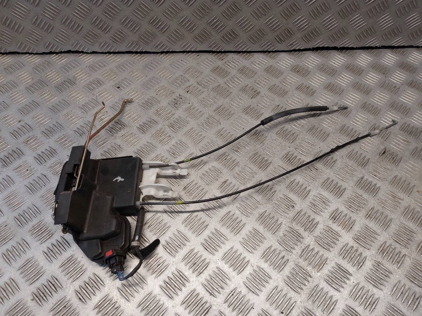 lock door right front HYUNDAI SANTA FE and