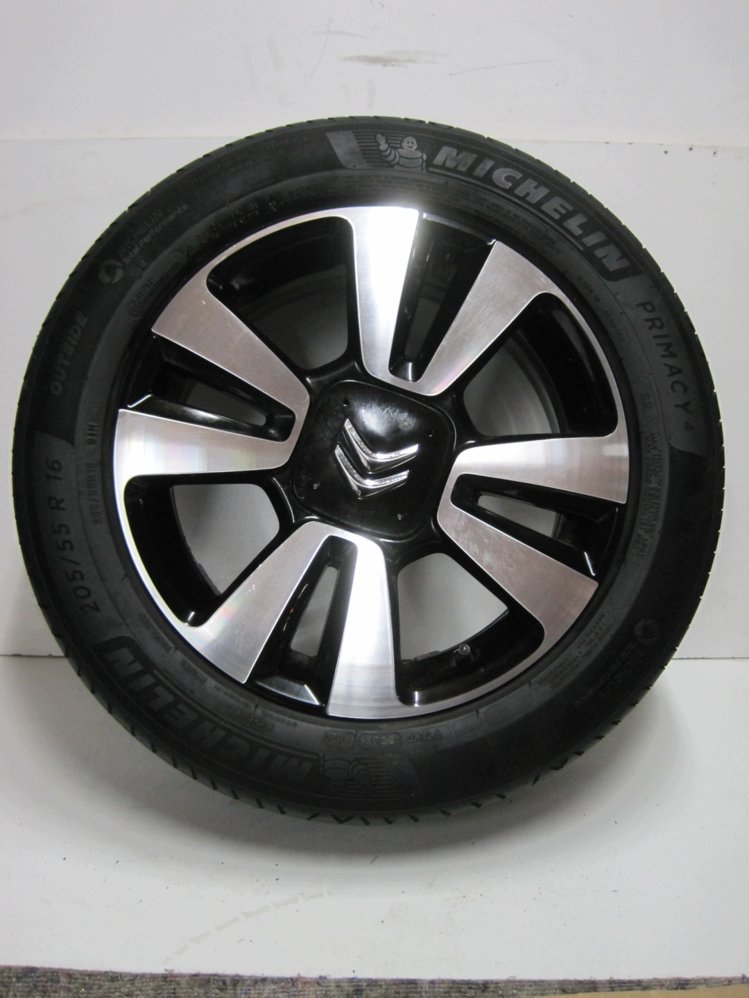 wheels discs tyres CITROEN C3 AIRCROSS R16 4MM