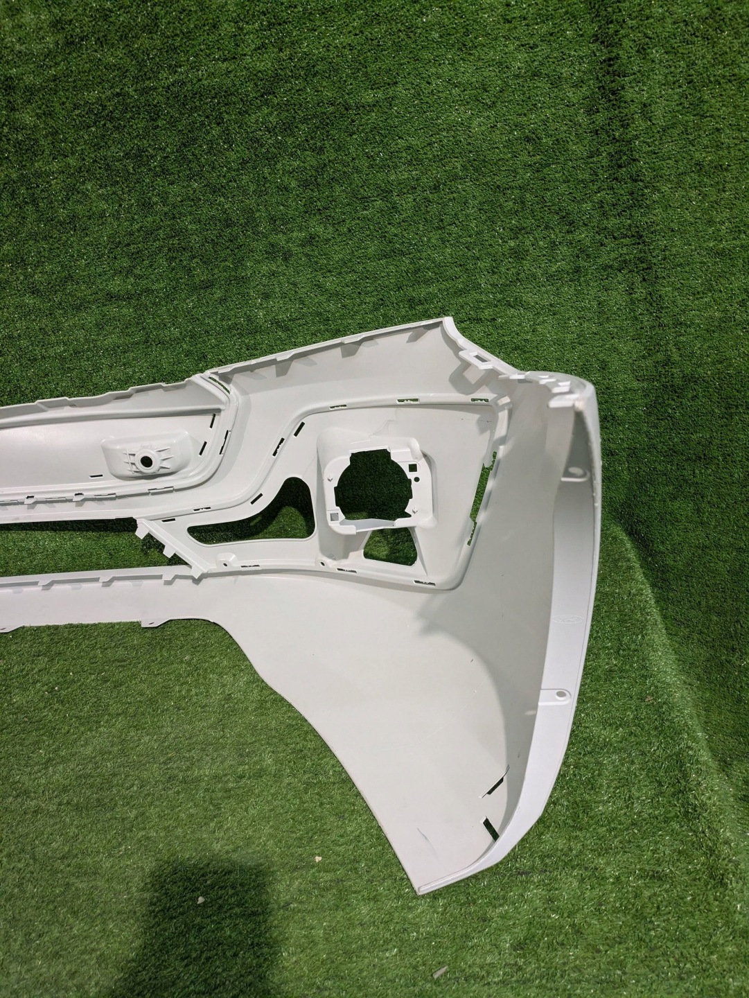 Frontstoßstange vorne FORD TRANSIT CUSTOM 12-17 NR.Z8664