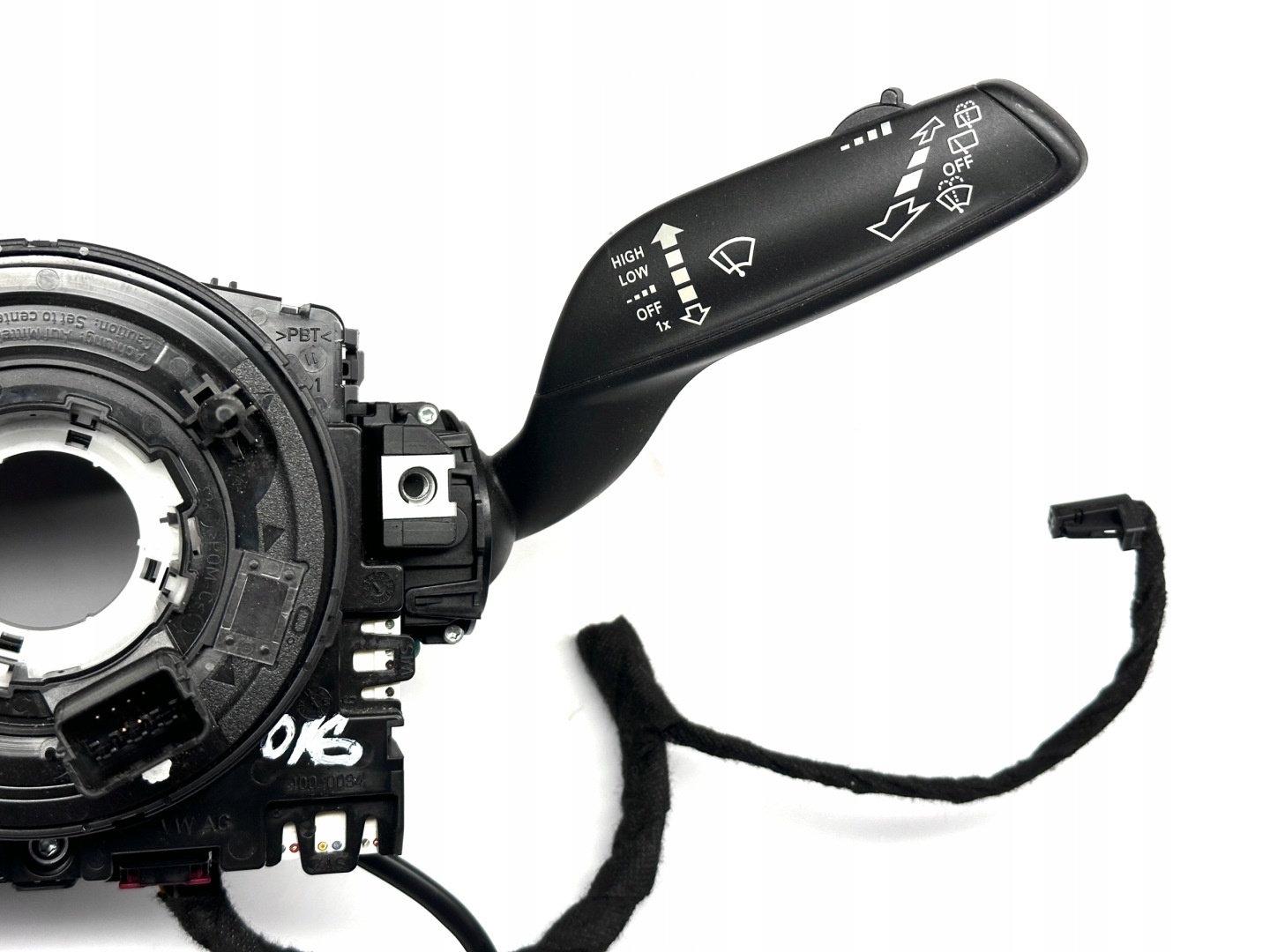 AUDI A3 8V steering wheel levers and controls ring control PAJAK 8V0953521BP 5Q0953549C
