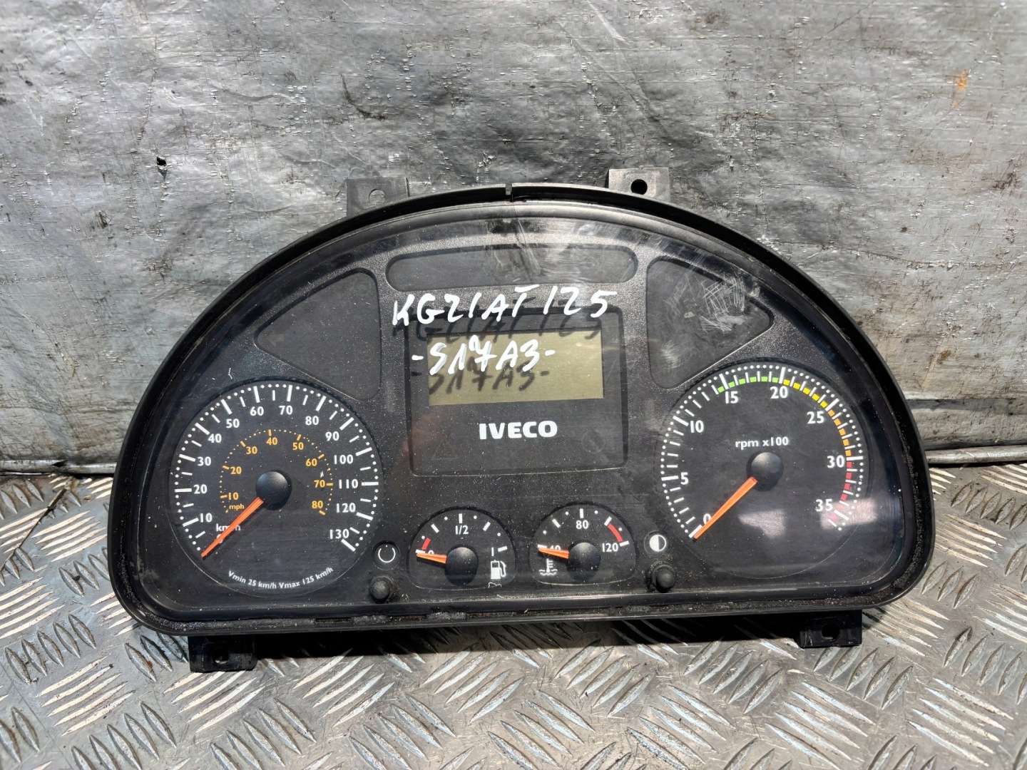 dials dials Iveco 504254398