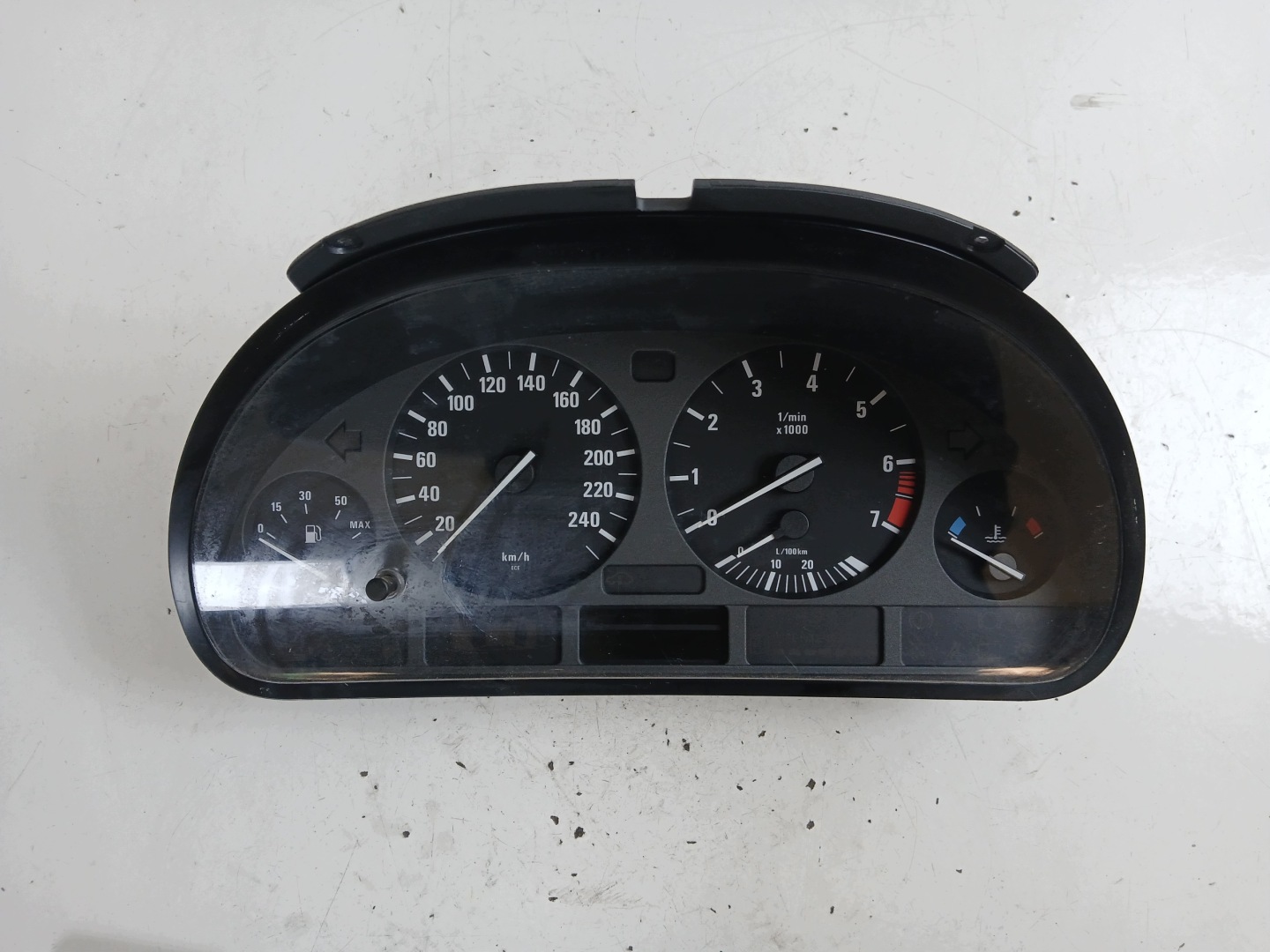 BMW E39 2.5 dials dials 8381195