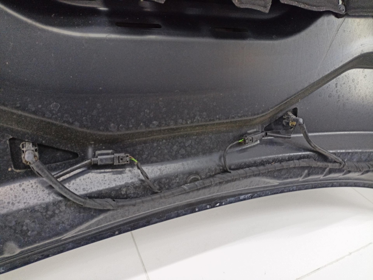 Capot BMW 5 E60/E61 E60 2006 90010143389