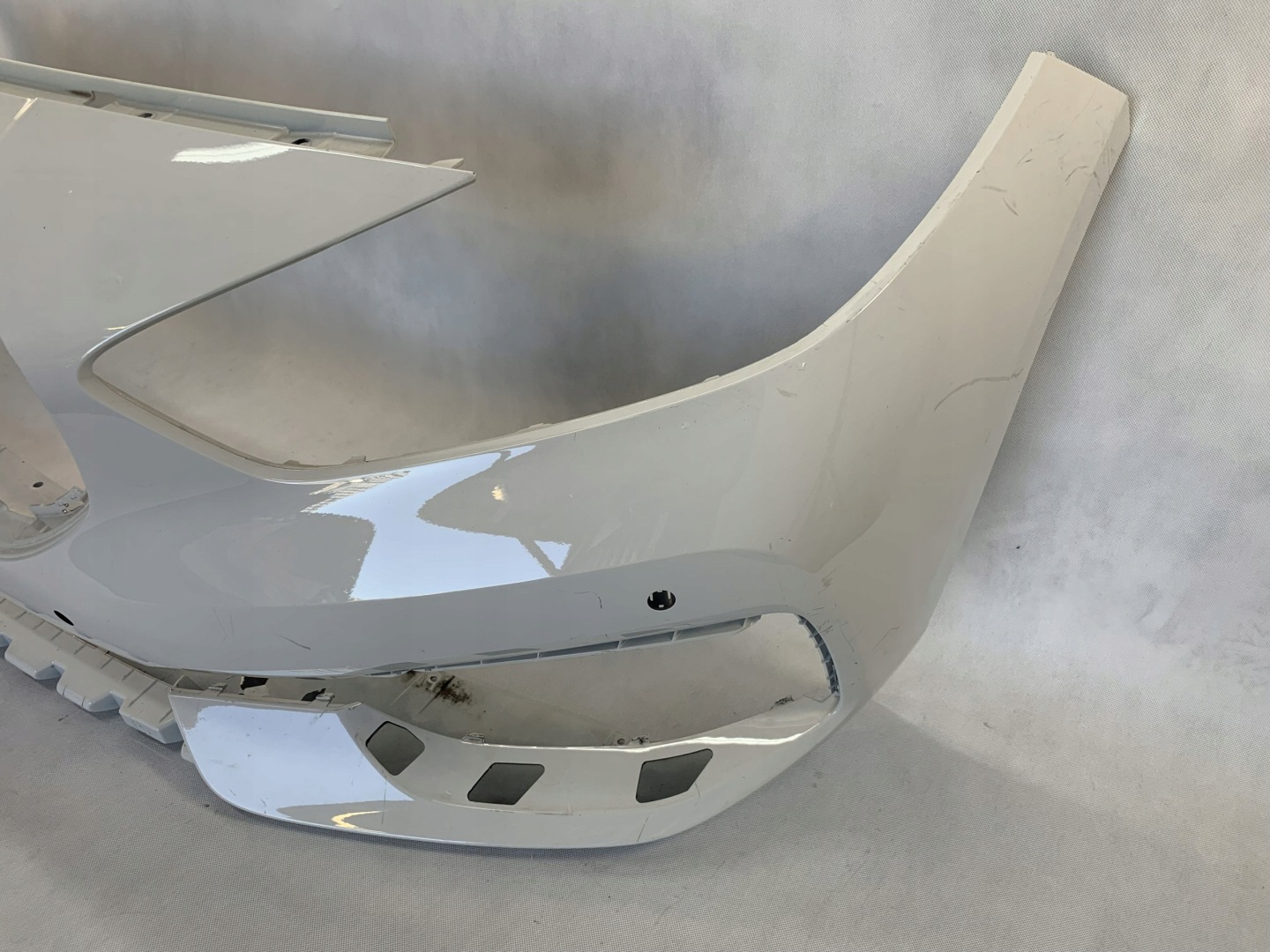 front bumper BMW 1 and F40 PDC f 40 10.25