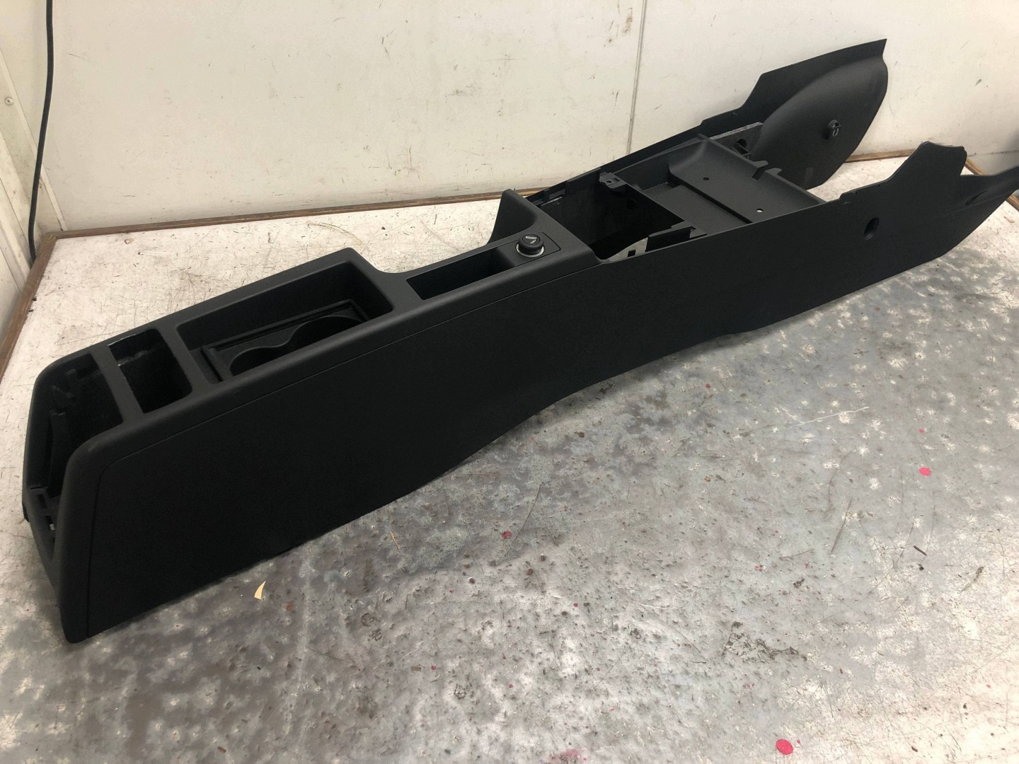 tunnel central AUDI A3 8P LIFT 8P1863244