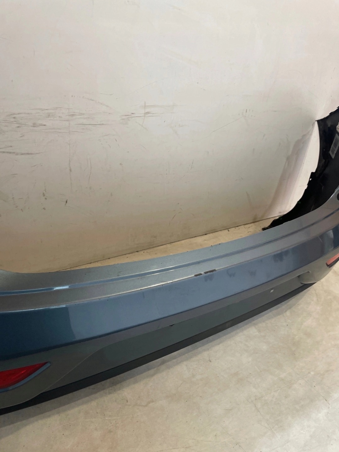 bumper rear part rear Volvo V40 II PDC 705-16