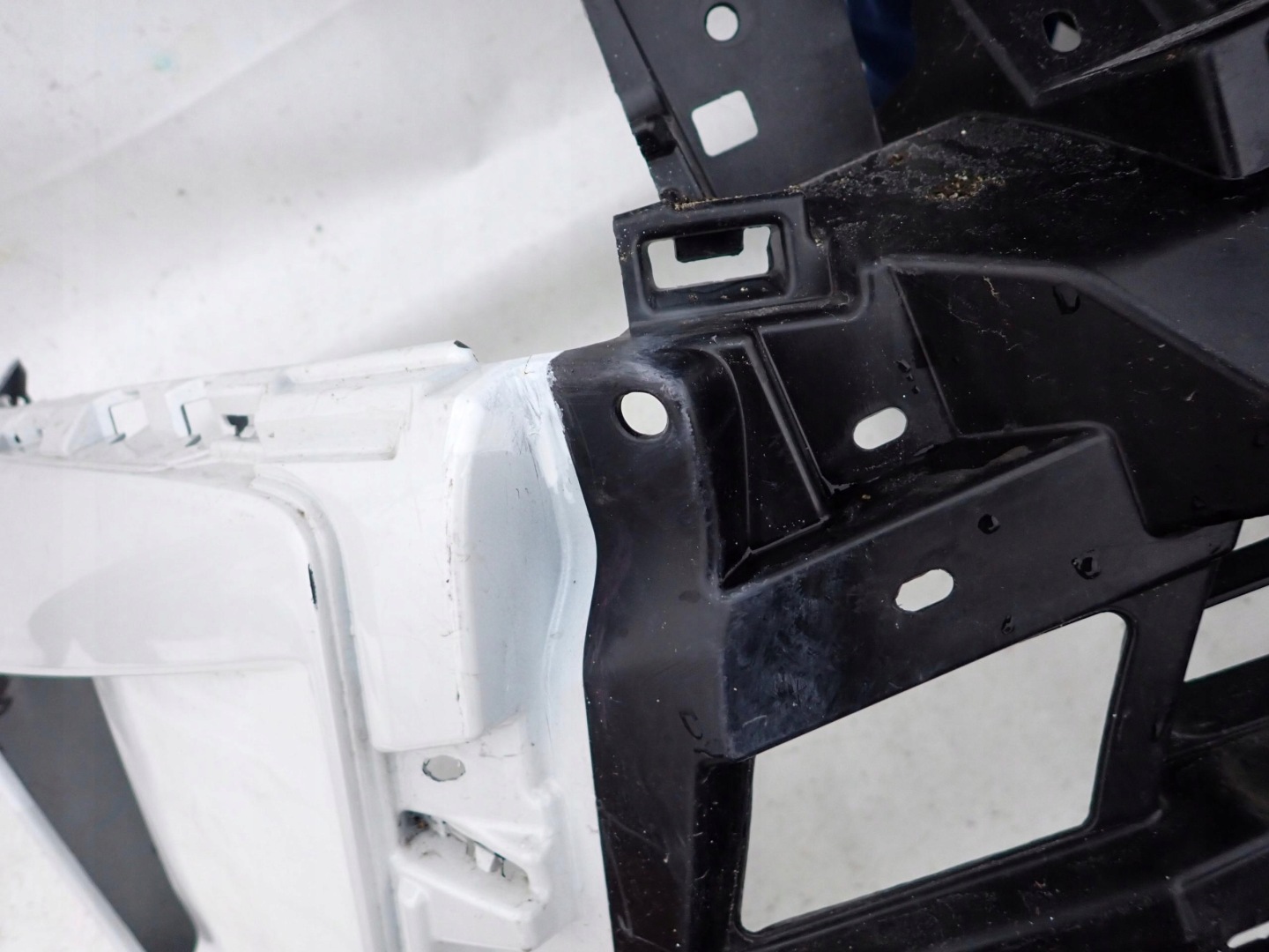 MITSUBISHI ECLIPSE CROSS 18-20 Paraurti Anteriore