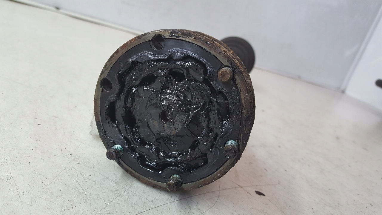 semi-axis rear part rear left Skoda Octavia 1,8T