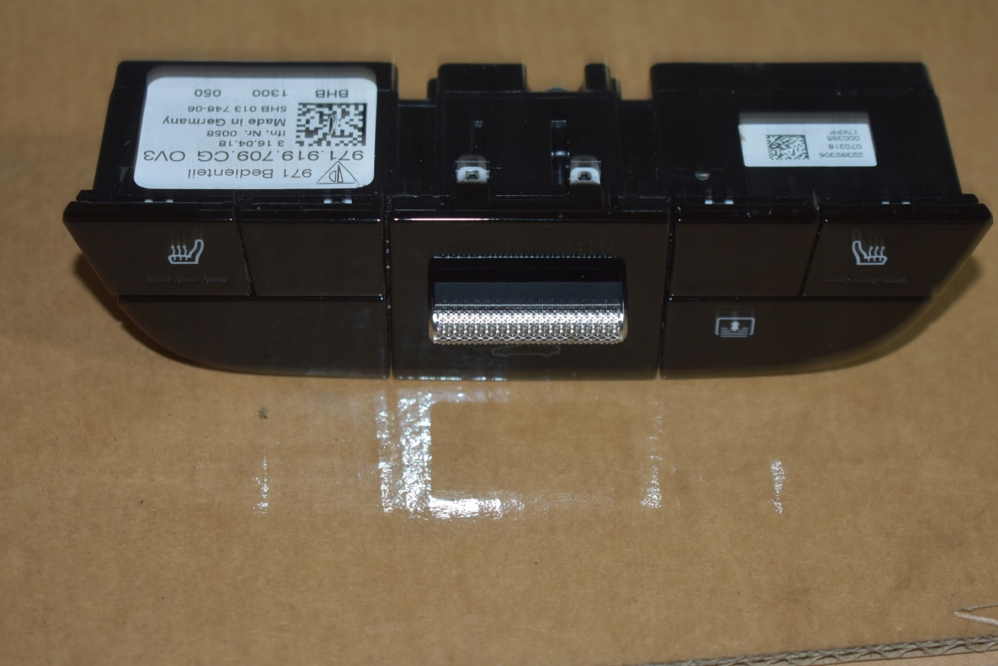 IDEALNY PANEL Sitze PORSCHE PANAMERA 971 1 9