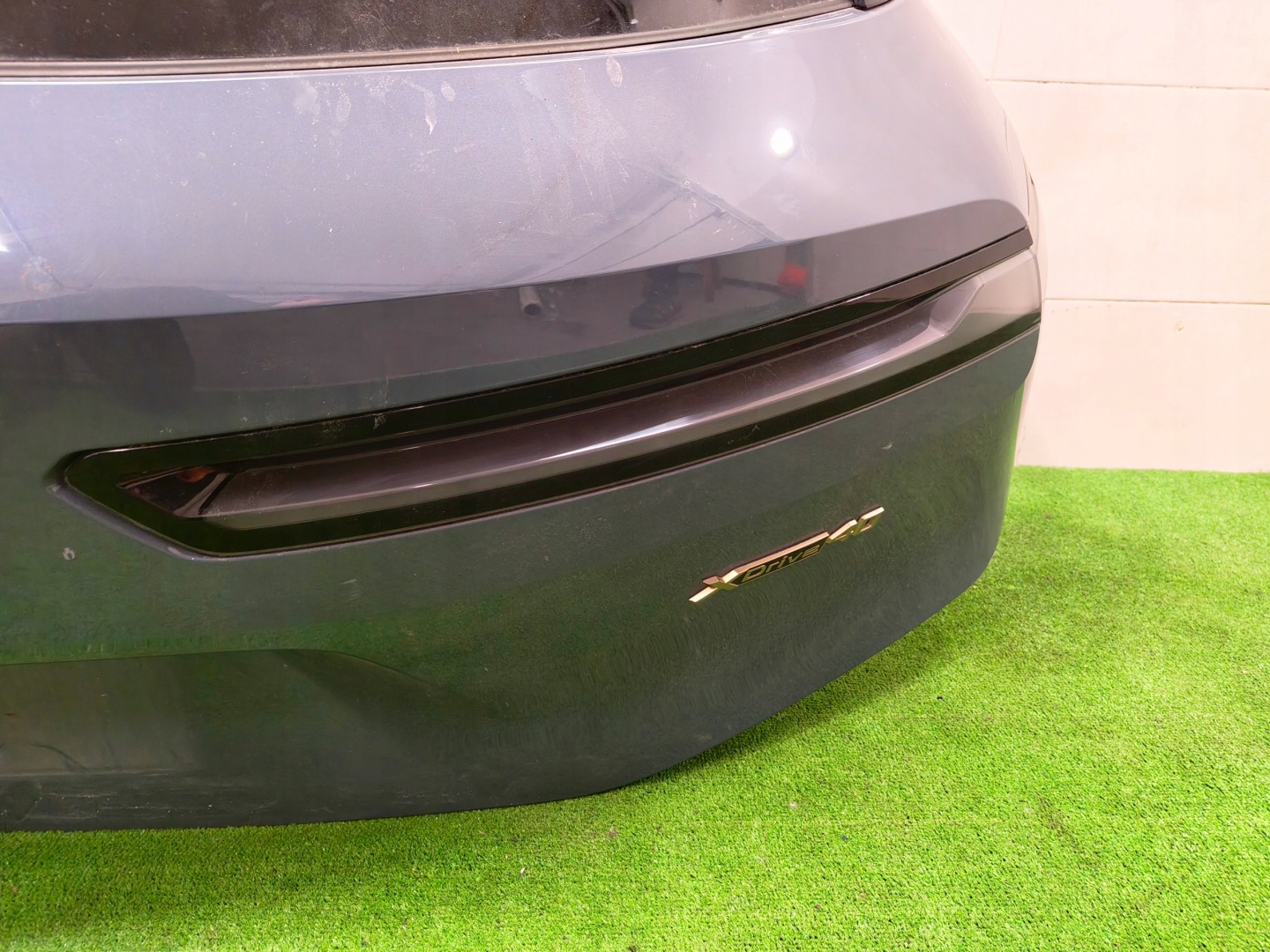 BMW iX i20 trunk door boot lights EU C3N