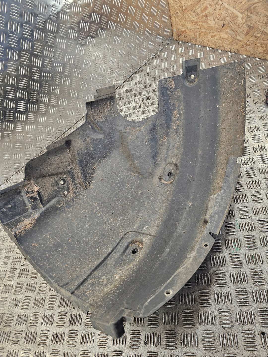 MERCEDES SPEINTER W907 W910 18-25r mudguard front left front A9076840200