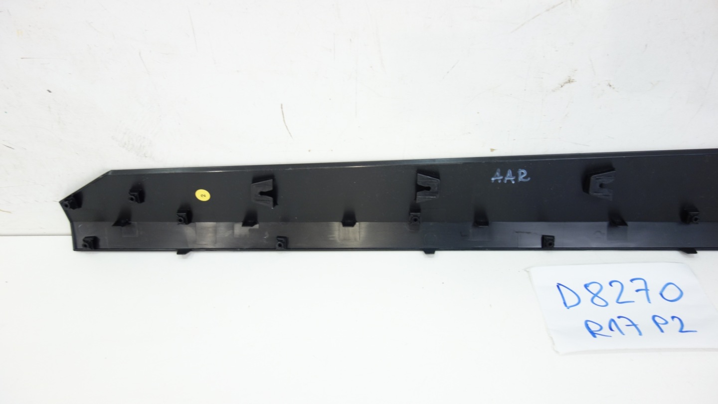 moulding door right front HYUNDAI KONA II EV 23- 87726-HF010