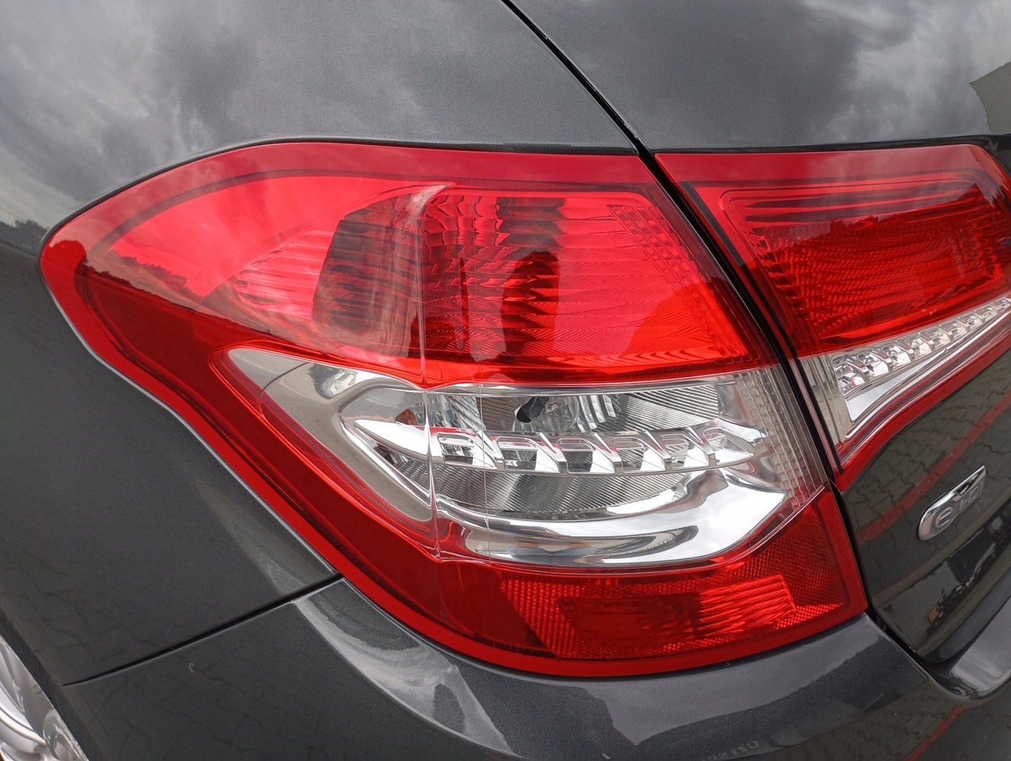 CITROEN C4 B7 II 2 2010-2015 light rear part left before lift