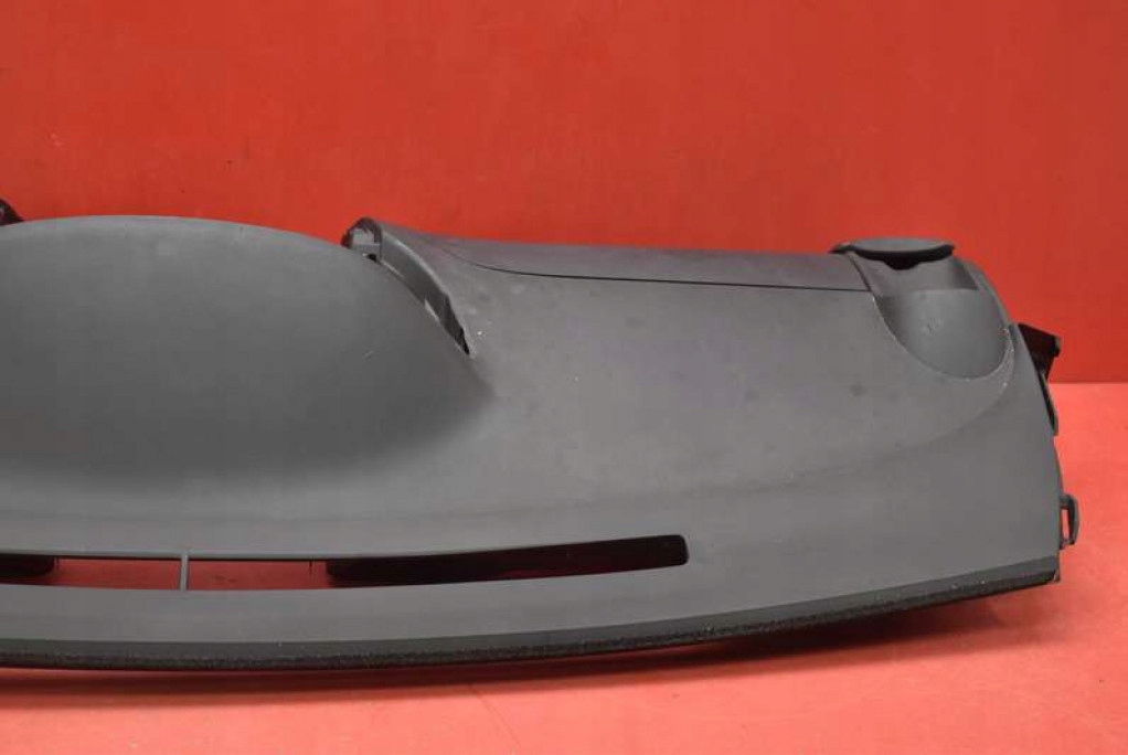 dashboard instrument panel console cockpit airbag EU TOYOTA YARIS 2 II 05-09