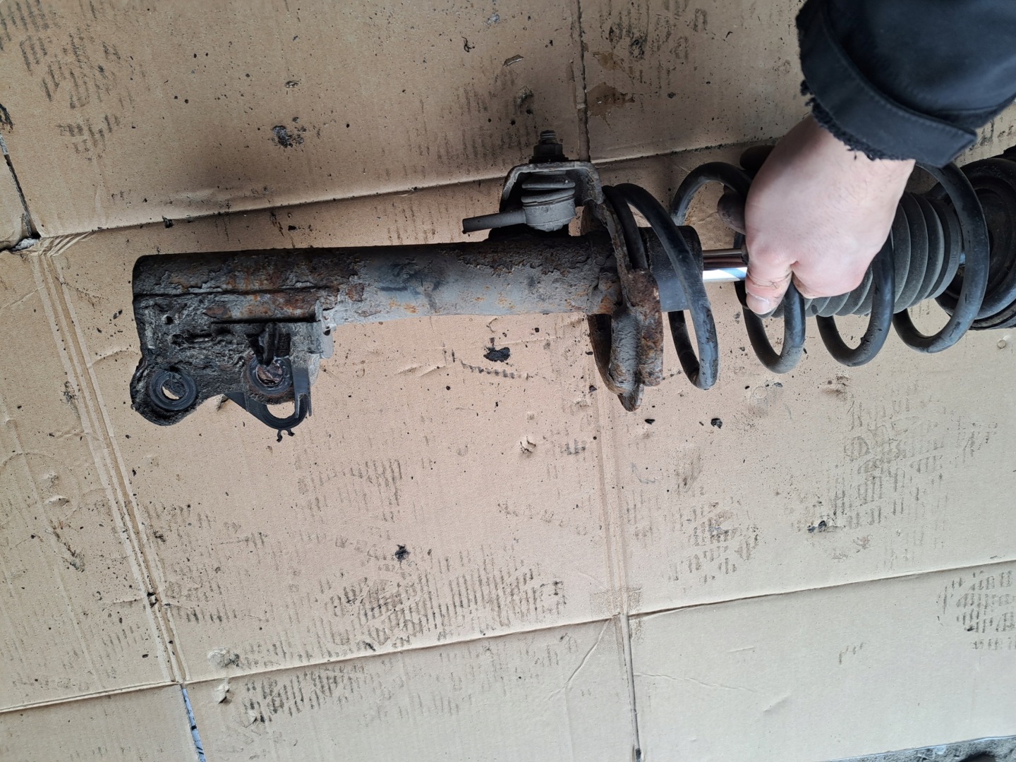 shock absorber right front MERCEDES A-KLASA W169 2.0 CDI