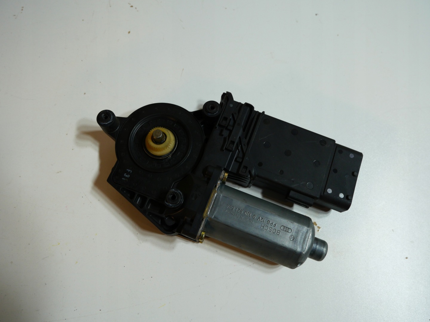 mini motor windows right front VW PASSAT B5 3B4837752
