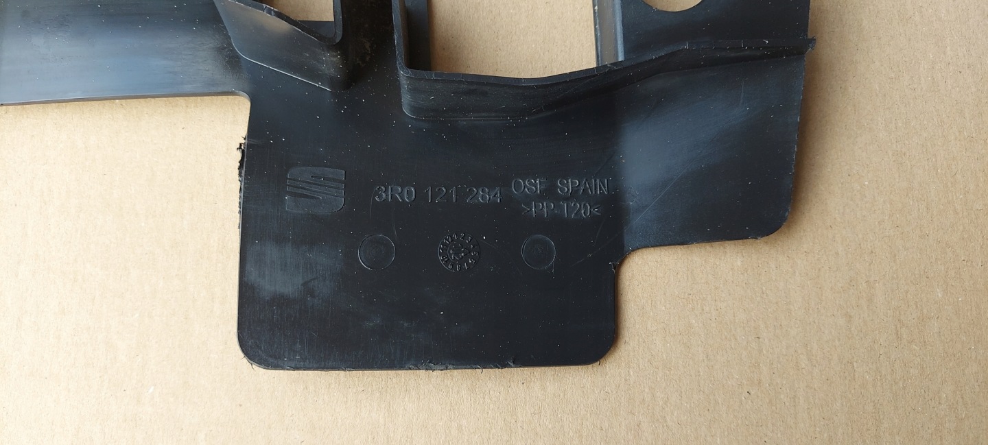 LENKRAD LUFT SEAT EXEO KOMPLET 3R0121283A 3R0121284