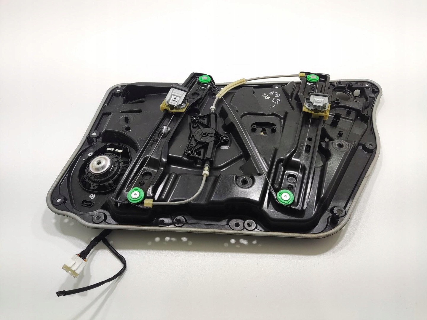 mechanism window regulator door left front INFINITI Q30 2015-2020