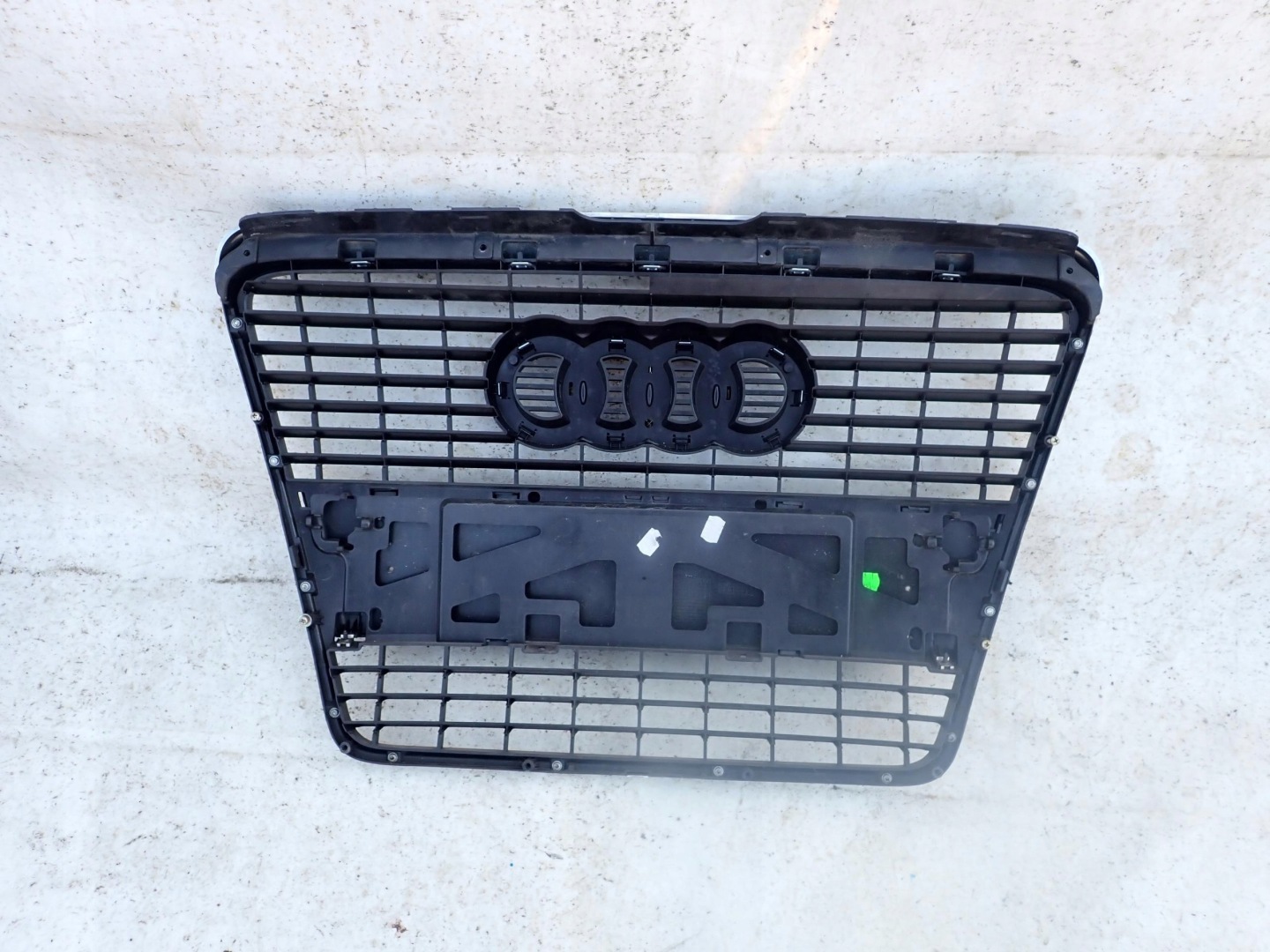 AUDI A6 C6 4F 04-08 grill grille radiator