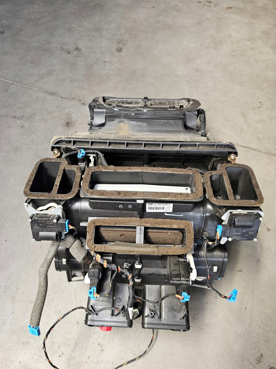 Bloc de chauffage complet d’eau AUDI A8 D3 4E0820003K