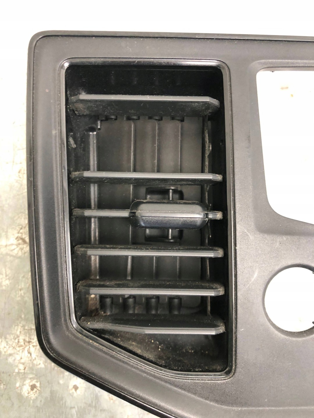 frame grid air conditioning devices central VW CRAFTER II 7C MAN TGE 7C0857038F